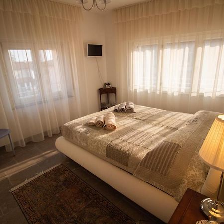Bed Adelaide Hotel ชิวีดาเล เดล ฟรีอูลี ภายนอก รูปภาพ