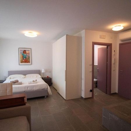 Bed Adelaide Hotel ชิวีดาเล เดล ฟรีอูลี ภายนอก รูปภาพ