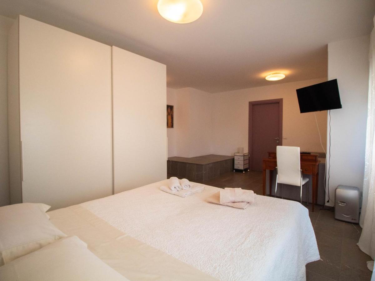 Bed Adelaide Hotel ชิวีดาเล เดล ฟรีอูลี ภายนอก รูปภาพ